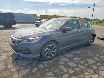 2017 Honda Accord 1HGCR2F84HA047437
