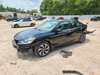 2017 Honda Accord 1HGCR2F88HA054584