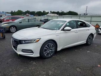 2018 Honda Accord 1HGCV3F16JA003983