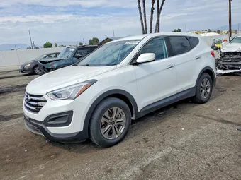 2016 Hyundai Santa Fe 5XYZT3LB2GG379679