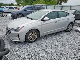2019 Hyundai Elantra 5NPD84LF7KH455113