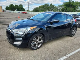 2017 Hyundai Veloster KMHTC6AD6HU323395