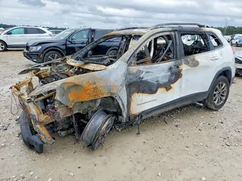 2020 Jeep Cherokee 1C4PJLLB5LD570986