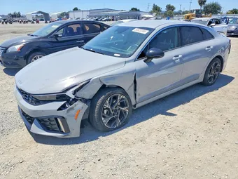 2025 Kia K5 KNAG64J7XS5385201
