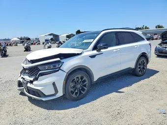 2022 Kia Sorento 5XYRK4LF4NG127053