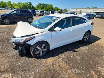 2018 Kia Forte 3KPFL4A7XJE242372