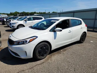 2017 Kia Forte KNAFK5A85H5693598