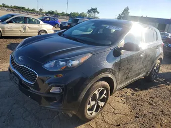 2021 Kia Sportage KNDPMCAC8M7914488