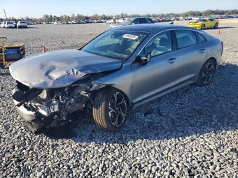 2025 Kia K5 KNAG64J78S5352441