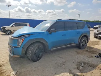 2024 Kia EV9 KNDAEFS53R6020058
