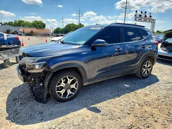 2021 Kia Seltos KNDERCAA0M7182512