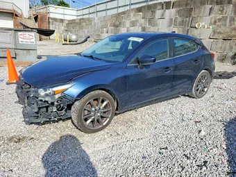 2018 Mazda 3 3MZBN1L30JM253966