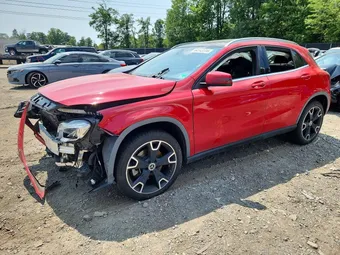 2019 Mercedes-Benz GLA-Class WDCTG4EB8KJ549513