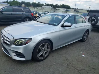 2019 Mercedes-Benz E-Class WDDZF4KB2KA518576