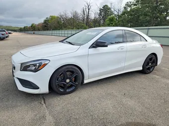 2019 Mercedes-Benz CLA-Class WDDSJ4GB4KN699729