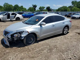 2015 Nissan Altima 1N4AL3AP7FN376172