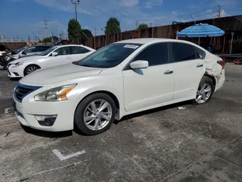2015 Nissan Altima 1N4AL3AP9FC184246