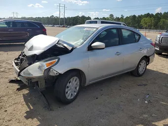 2019 Nissan Versa 3N1CN7AP5KL852405