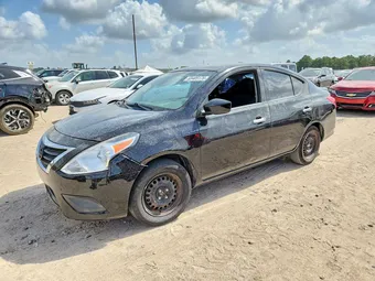2018 Nissan Versa 3N1CN7AP7JL805794