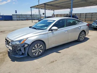 2020 Nissan Altima 1N4BL4BV6LC179007