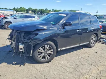 2017 Nissan Pathfinder 5N1DR2MM6HC609874