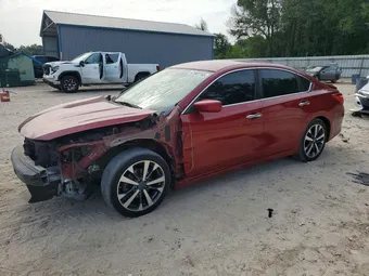 2017 Nissan Altima 1N4AL3AP4HC272592