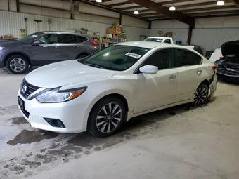 2017 Nissan Altima 1N4AL3AP9HC255206