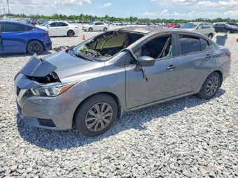 2020 Nissan Versa 3N1CN8DV9LL842042