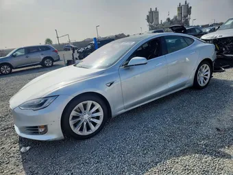 2018 Tesla Model S 5YJSA1E28JF269355