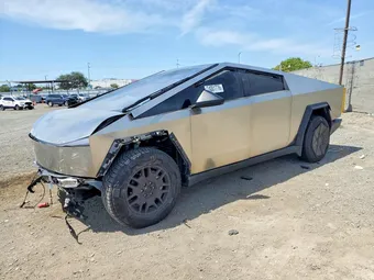 2024 Tesla Cybertruck 7G2CEHED6RA024370