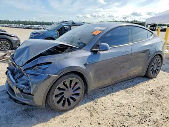 2023 Tesla Model Y 7SAYGDEF4PF882369