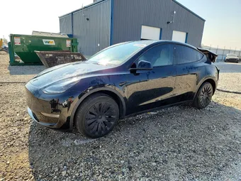 2023 Tesla Model Y 7SAYGAEE3PF647953