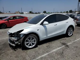 2023 Tesla Model Y 7SAYGDEE5PA156623