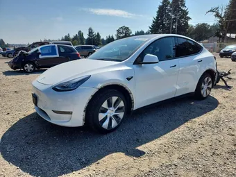 2023 Tesla Model Y 7SAYGAEE2PF596753