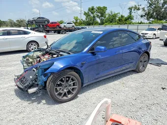 2022 Tesla Model 3 5YJ3E1EB2NF246569