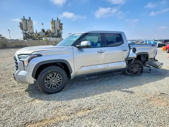 2025 Toyota Tundra 5TFLA5DB6SX272310