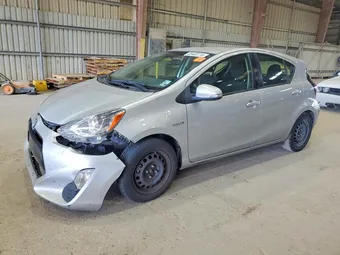 2016 Toyota Prius C JTDKDTB35G1135467