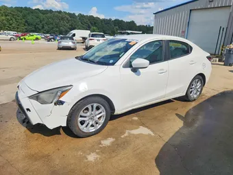 2017 Toyota Yaris 3MYDLBYV9HY159039