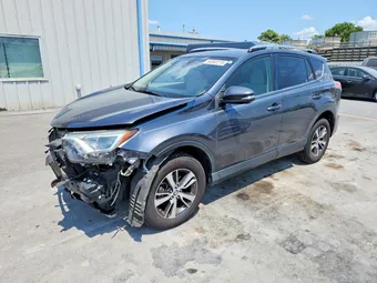 2018 Toyota RAV4 JTMRFREV7JD228151