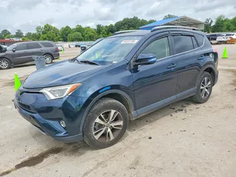 2018 Toyota RAV4 JTMRFREV3JJ237222