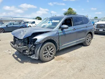 2021 Volkswagen Tiguan 3VV3B7AX1MM059512